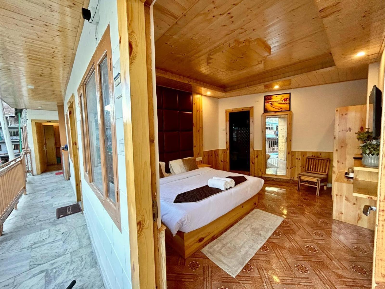 Hotel Jannat Manali  Exterior photo